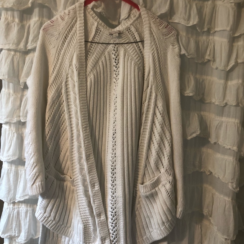 White Gap sweater